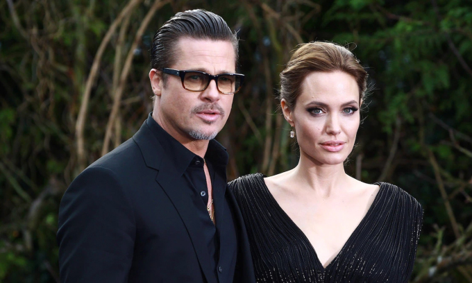 Bức thư đầy x&uacute;c động của Angelina Jolie gửi Brad Pitt sau khi chia tay - Ảnh 1.