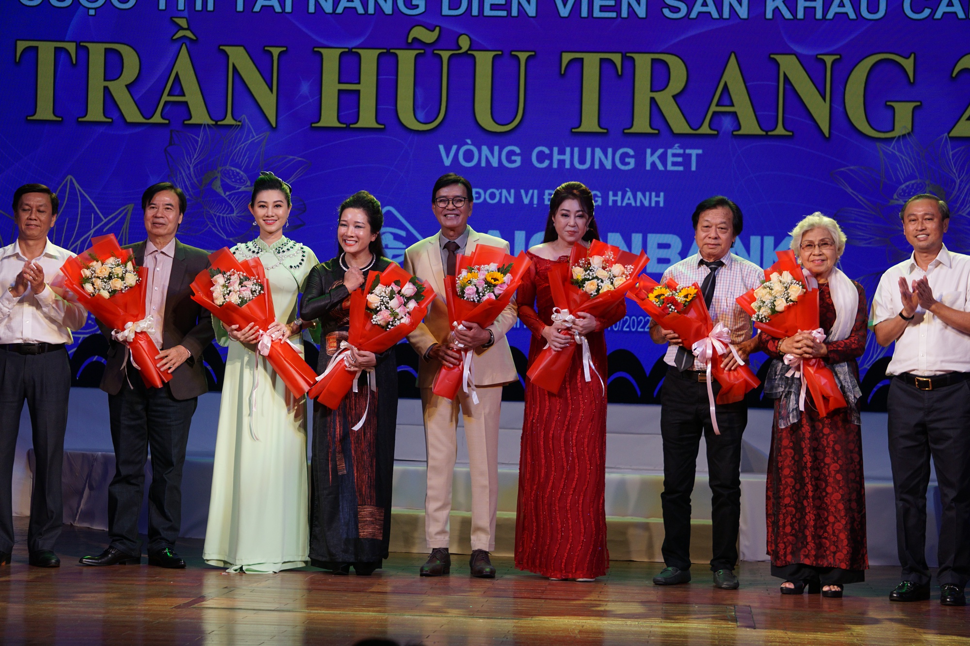 Thu V&acirc;n, Thanh Đ&ocirc;ng, Huỳnh Tiểu Nhi chinh phục kh&aacute;n giả - Ảnh 6.