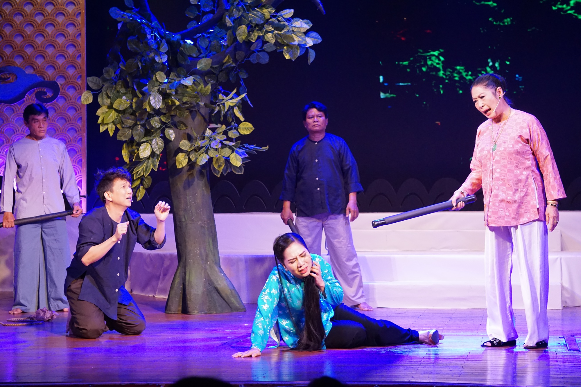 Thu V&acirc;n, Thanh Đ&ocirc;ng, Huỳnh Tiểu Nhi chinh phục kh&aacute;n giả - Ảnh 3.
