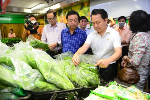 Những bài học từ thực tế