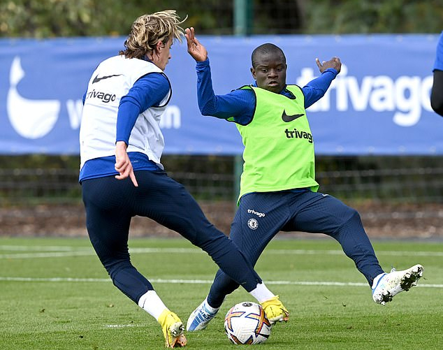 NGolo Kante ch&iacute;nh thức vắng mặt ở World Cup 2022 - Ảnh 2.