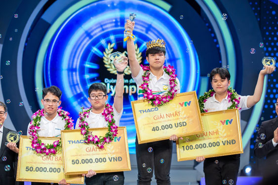 Nỗ lực vươn lên của nhà vô địch Olympia
