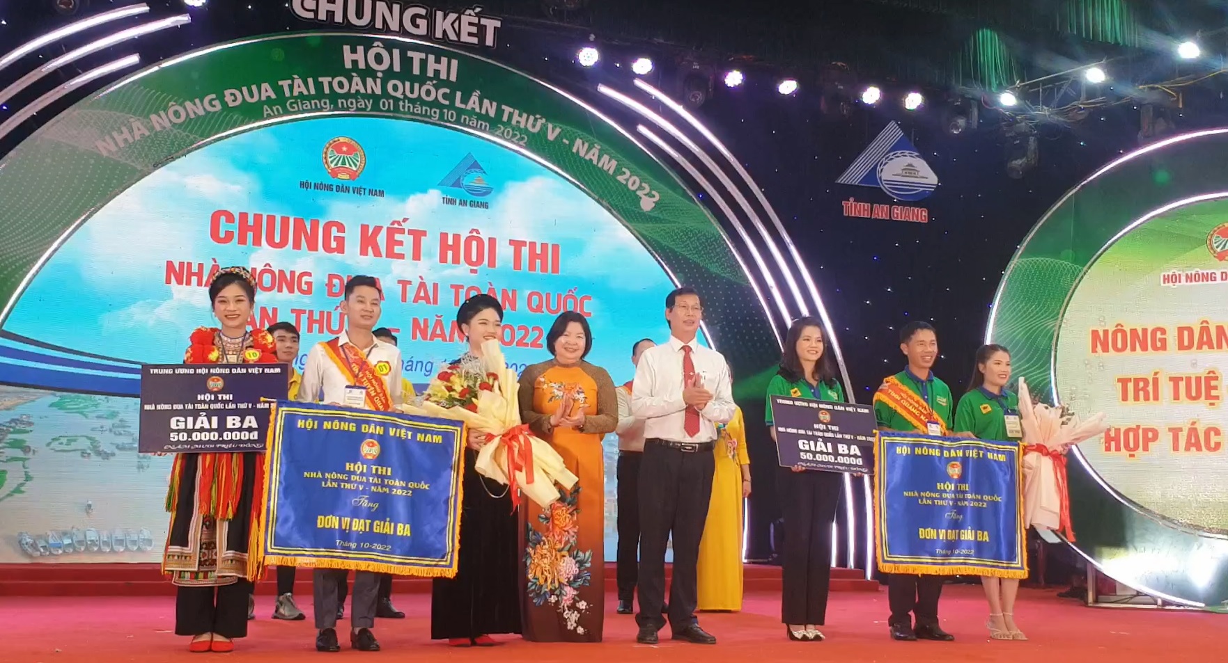 Một  triệu lượt c&aacute;n bộ, hội vi&ecirc;n n&ocirc;ng d&acirc;n trong cả nước đua t&agrave;i  - Ảnh 3.