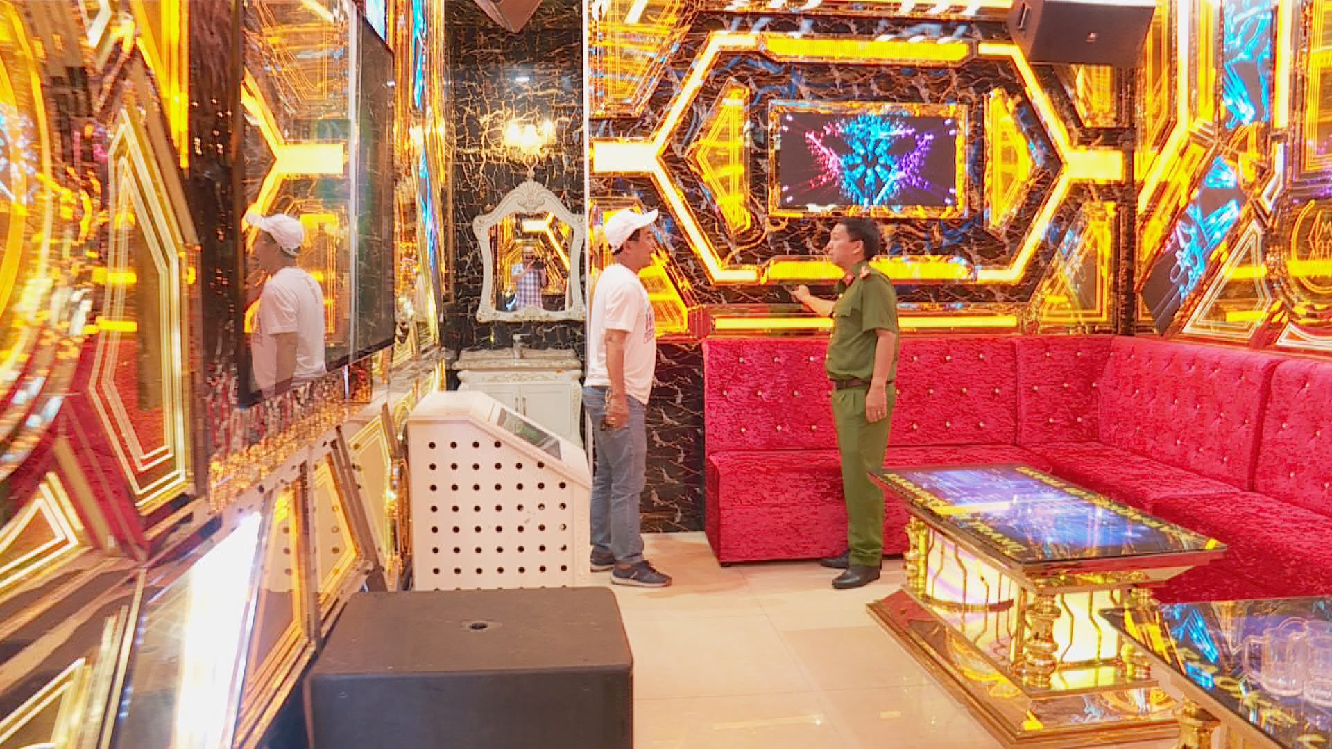 Đồng loạt kiểm tra quán karaoke, bar, vũ trường ở Đắk Lắk
