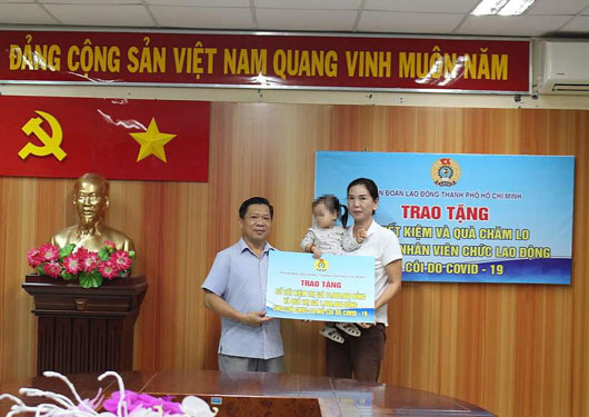 Hỗ trợ con đoàn viên mồ côi do COVID-19