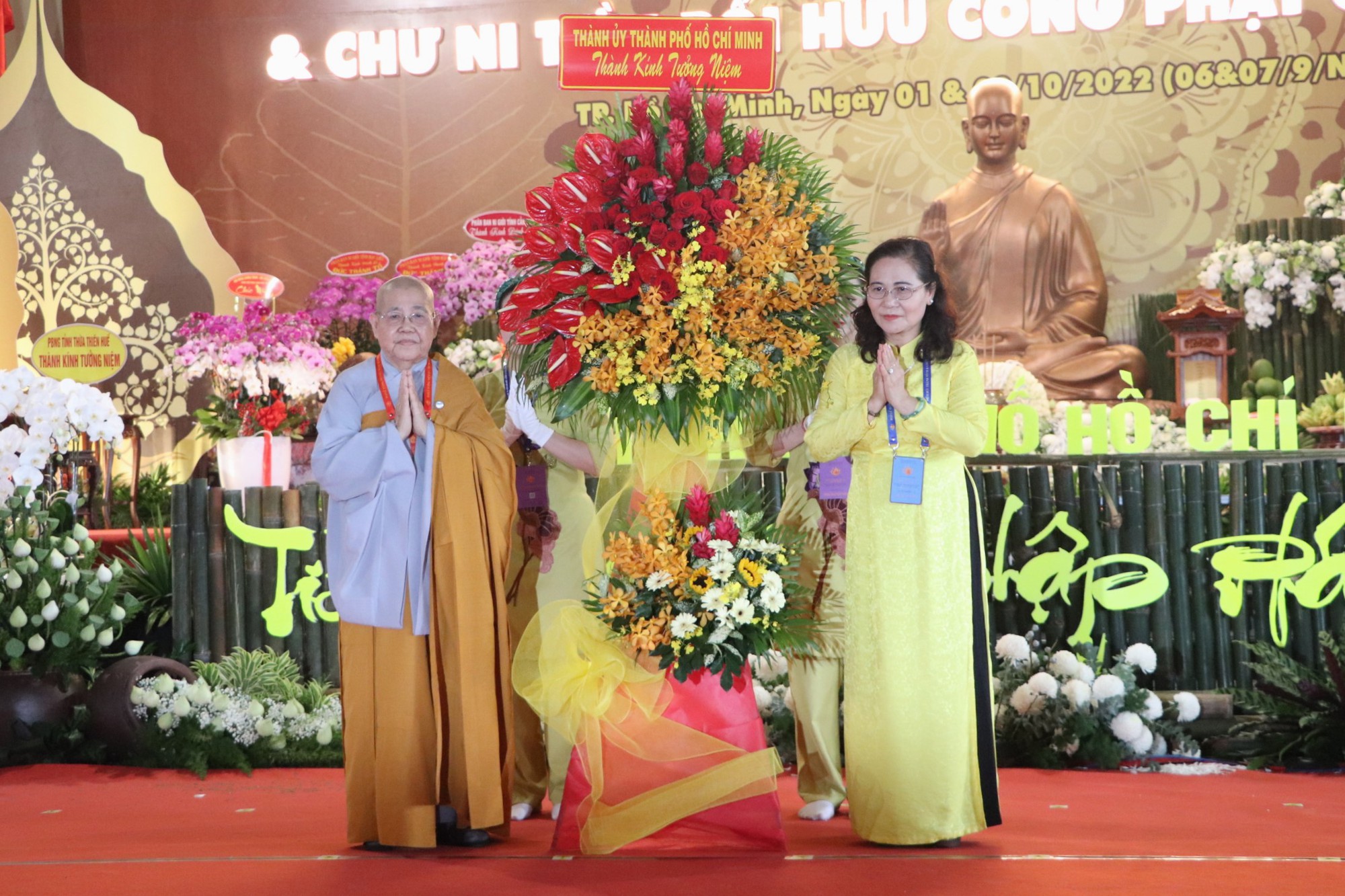 Hơn 1.500 người tham dự lễ tưởng niệm Đức Thánh Tổ Ni Đại Ái Đạo