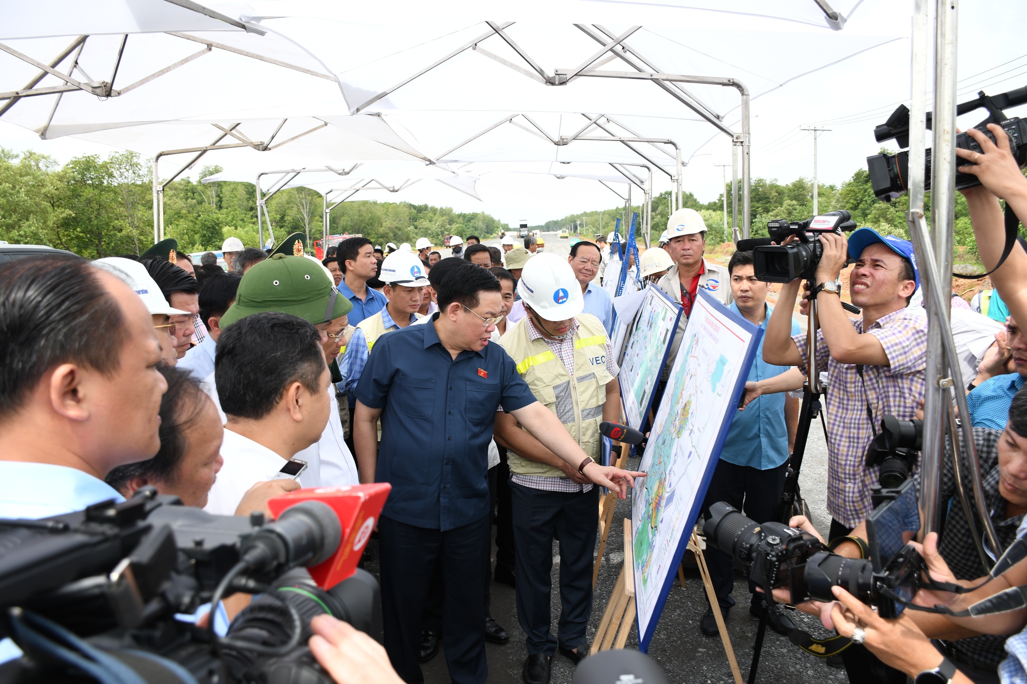 Chủ tịch Quốc hội vừa ra y&ecirc;u cầu quan trọng về s&acirc;n bay Long Th&agrave;nh - Ảnh 4.