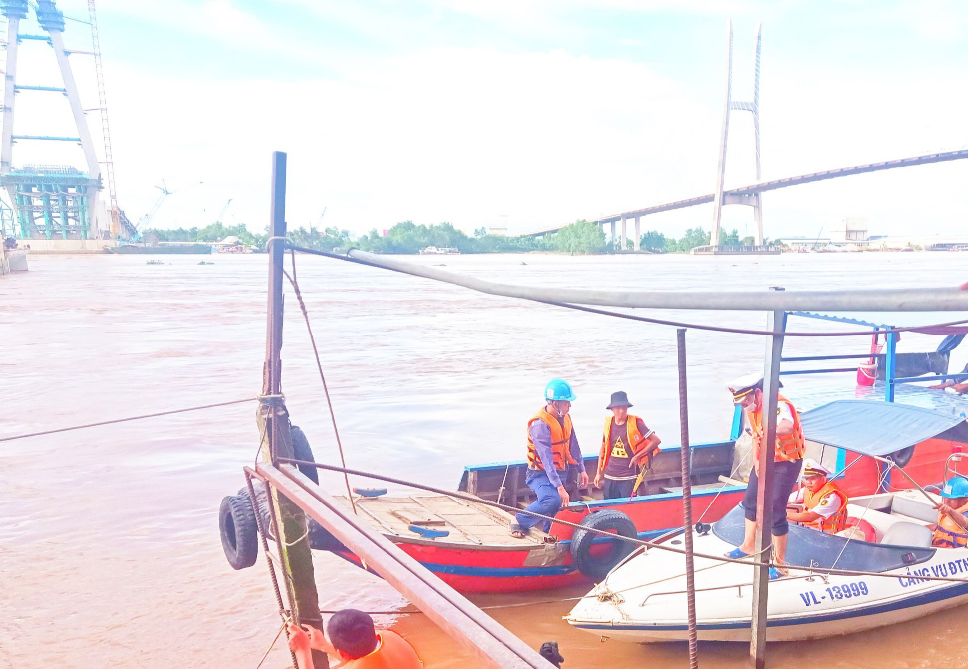 Tìm thấy thi thể công nhân trong vụ sập sàn tại công trình cầu Mỹ Thuận 2