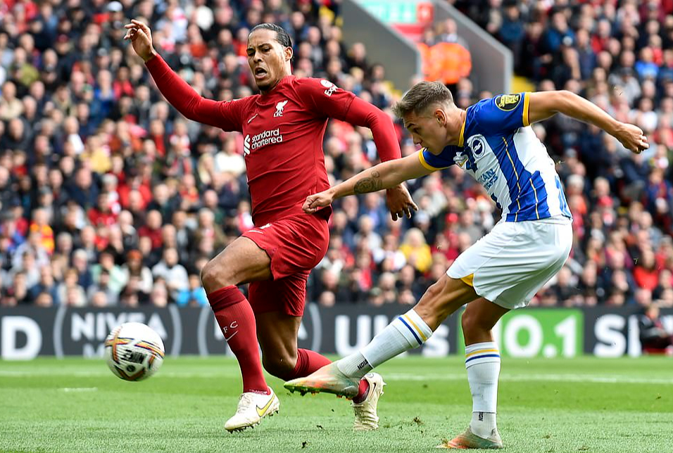 Thảm họa hàng thủ, Liverpool chia điểm Brighton trên sân nhà