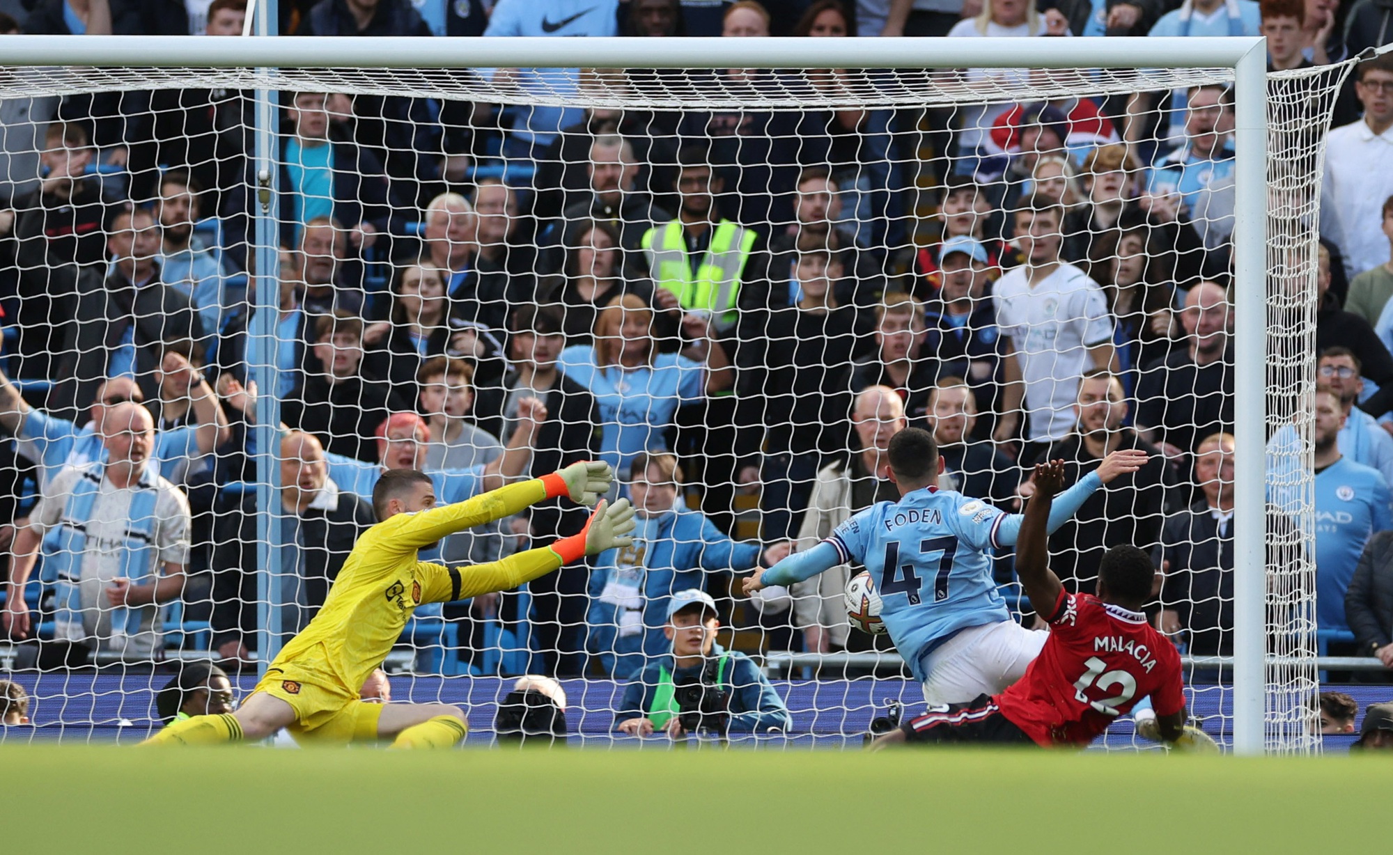 Haaland, Foden c&ugrave;ng lập hat-trick, Man City v&ugrave;i dập Quỷ đỏ - Ảnh 4.