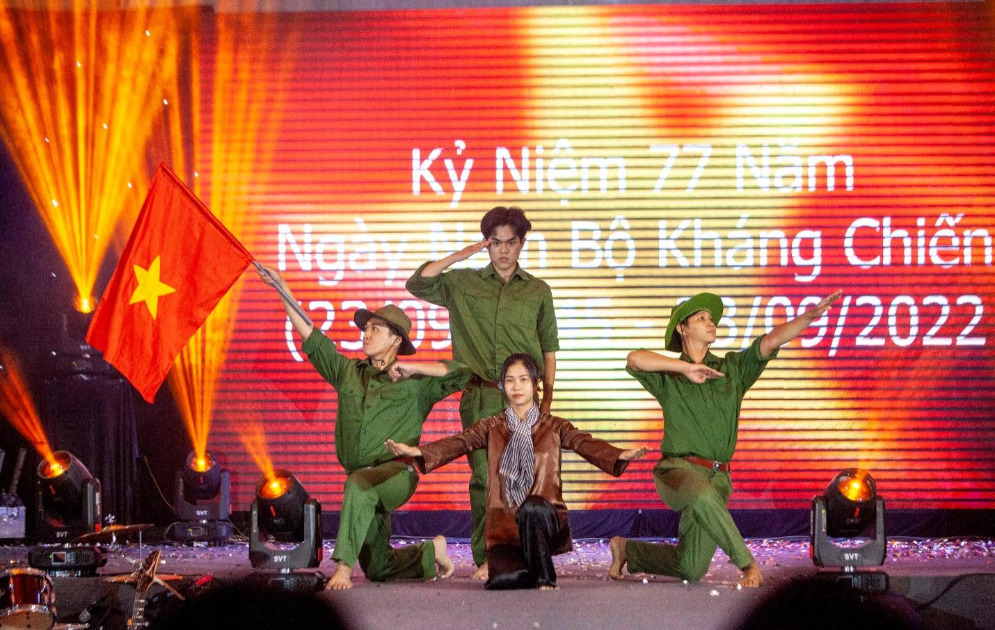 Sau đ&ecirc;m b&aacute;n kết th&agrave;nh c&ocirc;ng &ldquo;N&eacute;t đẹp sinh vi&ecirc;n&rdquo;  c&ocirc;ng bố top 30 chung kết. - Ảnh 1.
