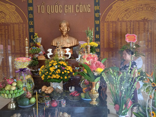 Nữ thương binh và đám giỗ anh hùng, liệt sĩ