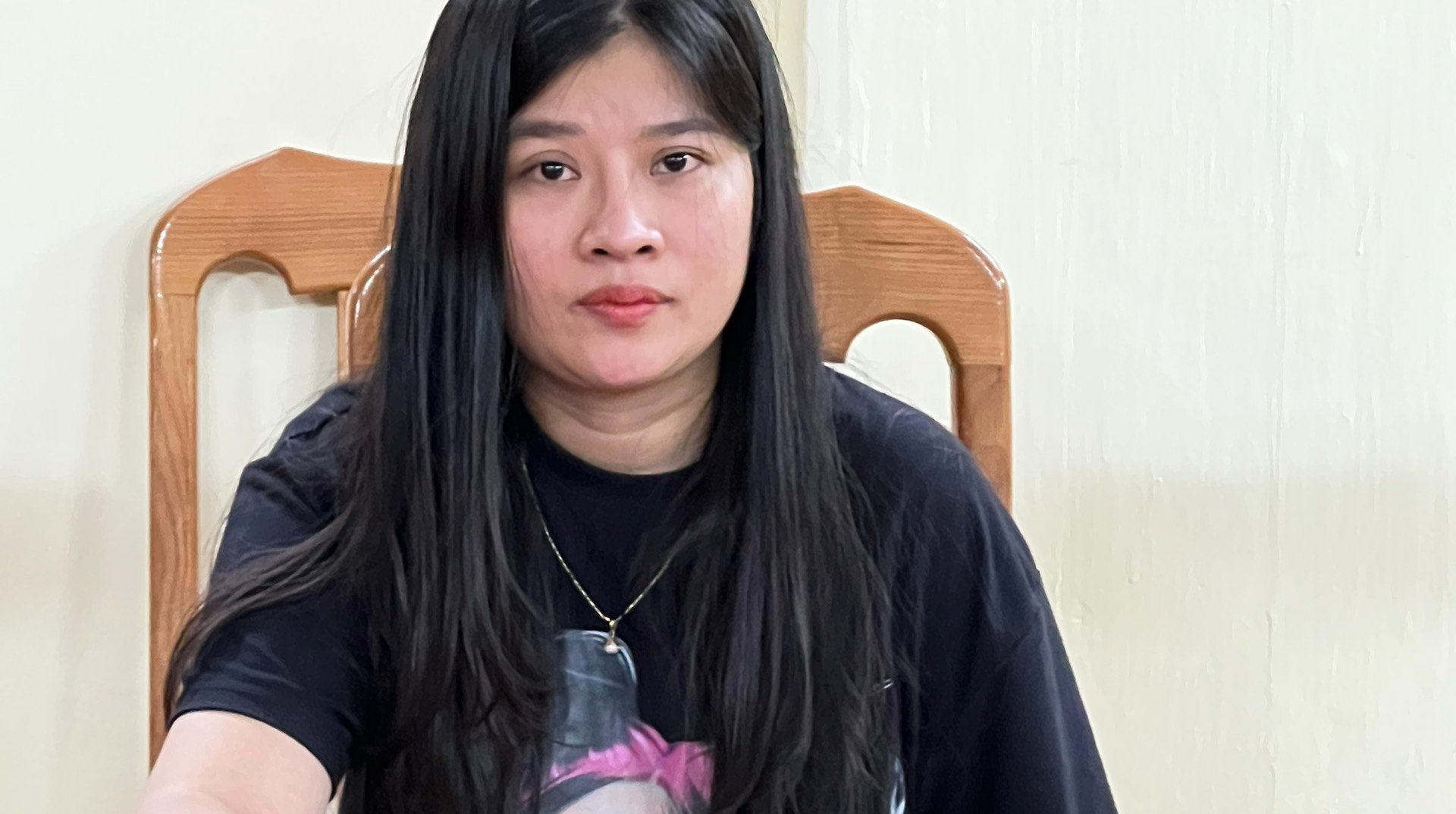 Đối tượng Nguyễn Thị Thành Thúy bị bắt khi về thăm nhà