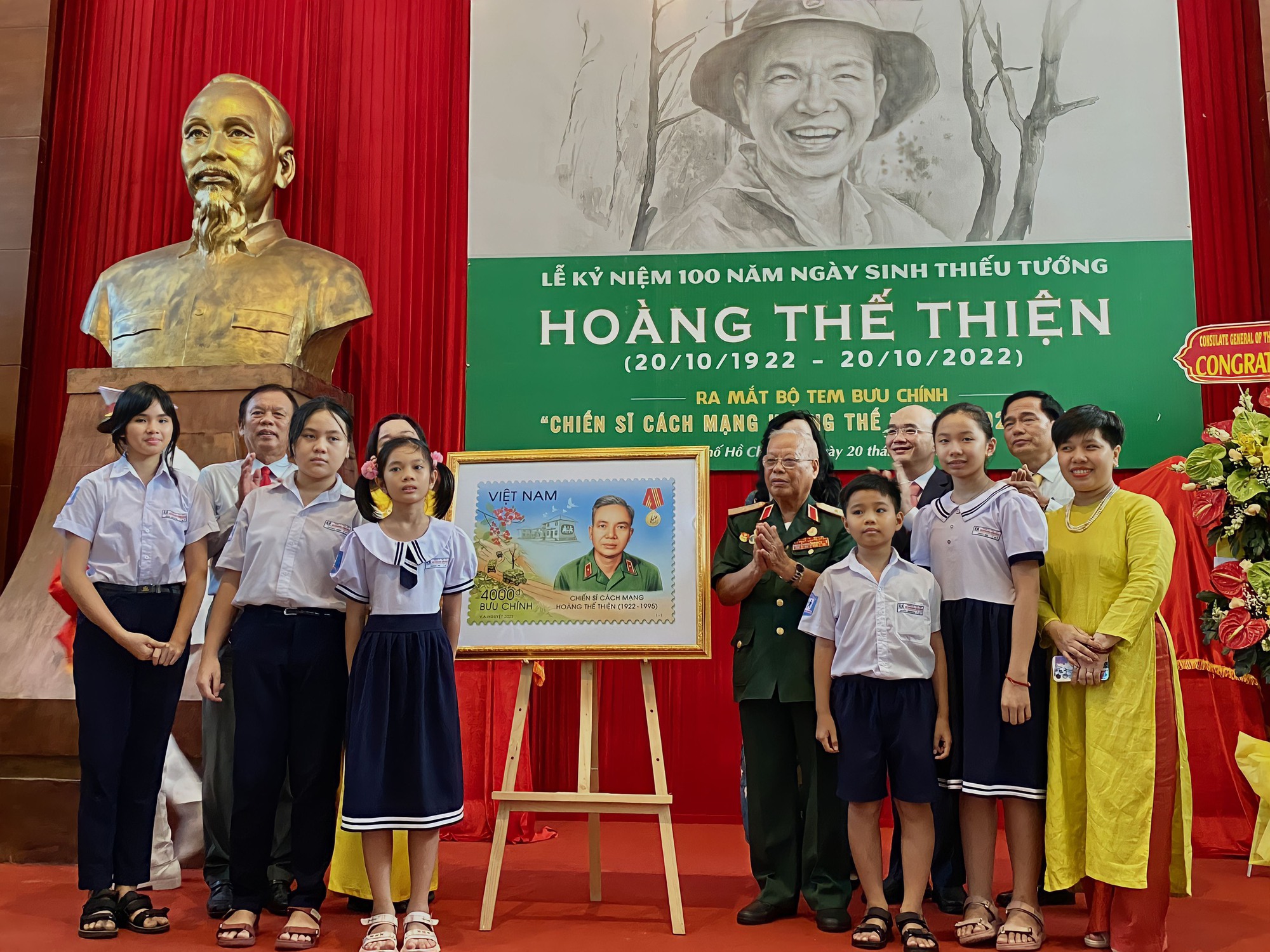 Phát hành bộ tem và ra mắt sách về Thiếu tướng Hoàng Thế Thiện