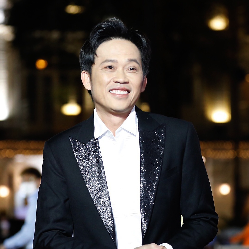 Ban tổ chức n&oacute;i g&igrave; khi kh&aacute;n giả phản ứng việc Ho&agrave;i Linh sẽ diễn chương tr&igrave;nh từ thiện - Ảnh 3.