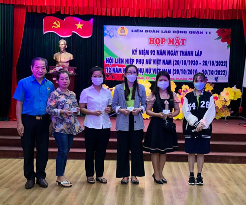 Chăm lo cho nữ CNVC-LĐ