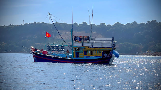 CUỘC THI ẢNH THI&Ecirc;NG LI&Ecirc;NG CỜ TỔ QUỐC: Th&ecirc;m y&ecirc;u qu&ecirc; hương - Ảnh 7.