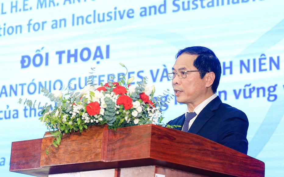 Tổng thư k&yacute; Li&ecirc;n Hiệp Quốc gửi gắm với thanh ni&ecirc;n Việt Nam - Ảnh 1.