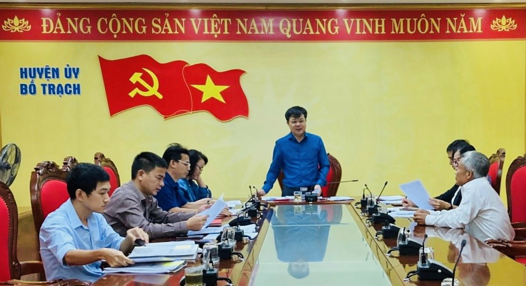Quảng Bình: Kỷ luật nguyên Chủ tịch thị trấn Phong Nha vì "vướng" sai phạm