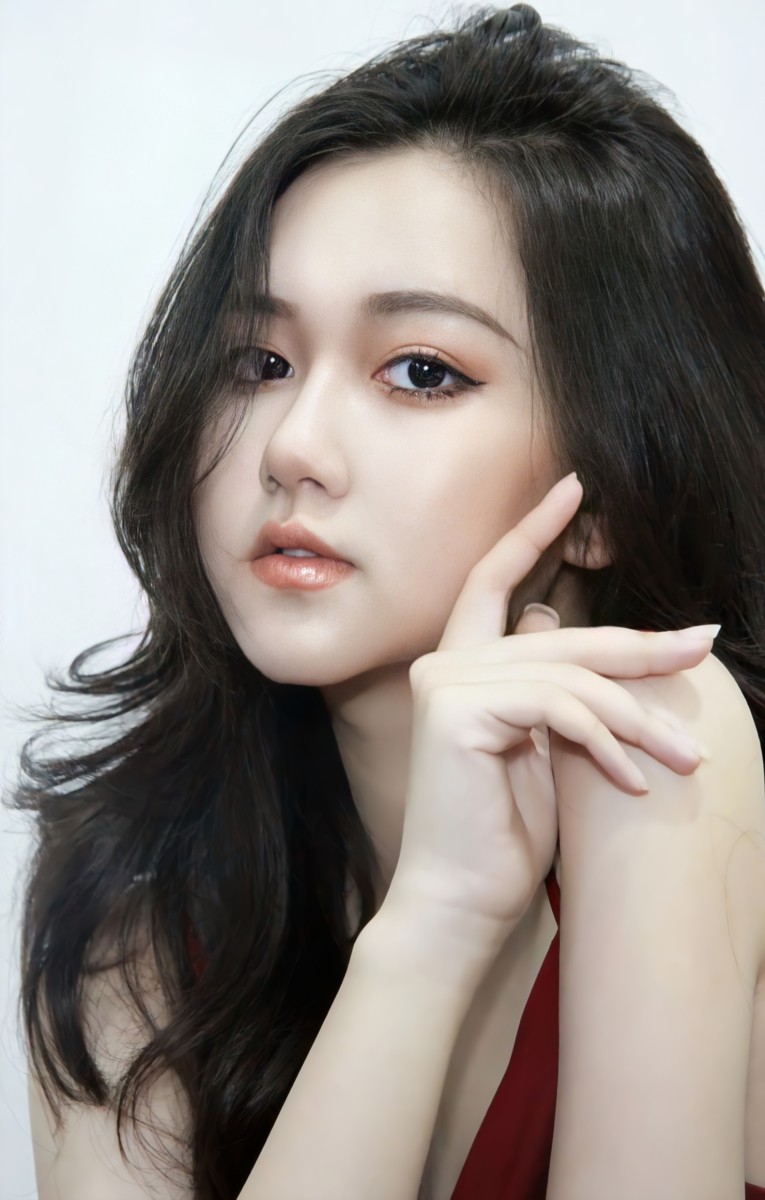 Vẻ đẹp siêu thực của nữ sinh 17 tuổi dự thi Miss Teen Universe 2022 - Ảnh 4.