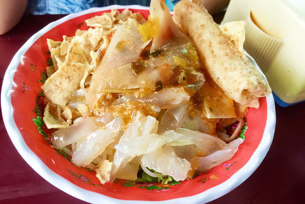 Những m&oacute;n đặc sản của xứ Huế - Ảnh 5.