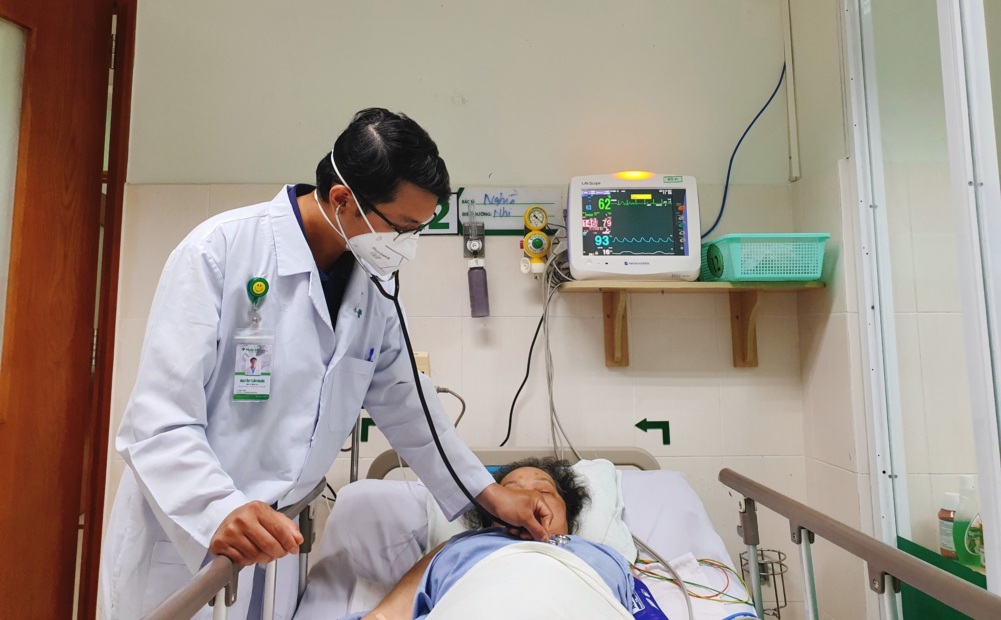 Tự mua thuốc theo toa cũ trị đái tháo đường, cụ bà suýt trả giá đắt