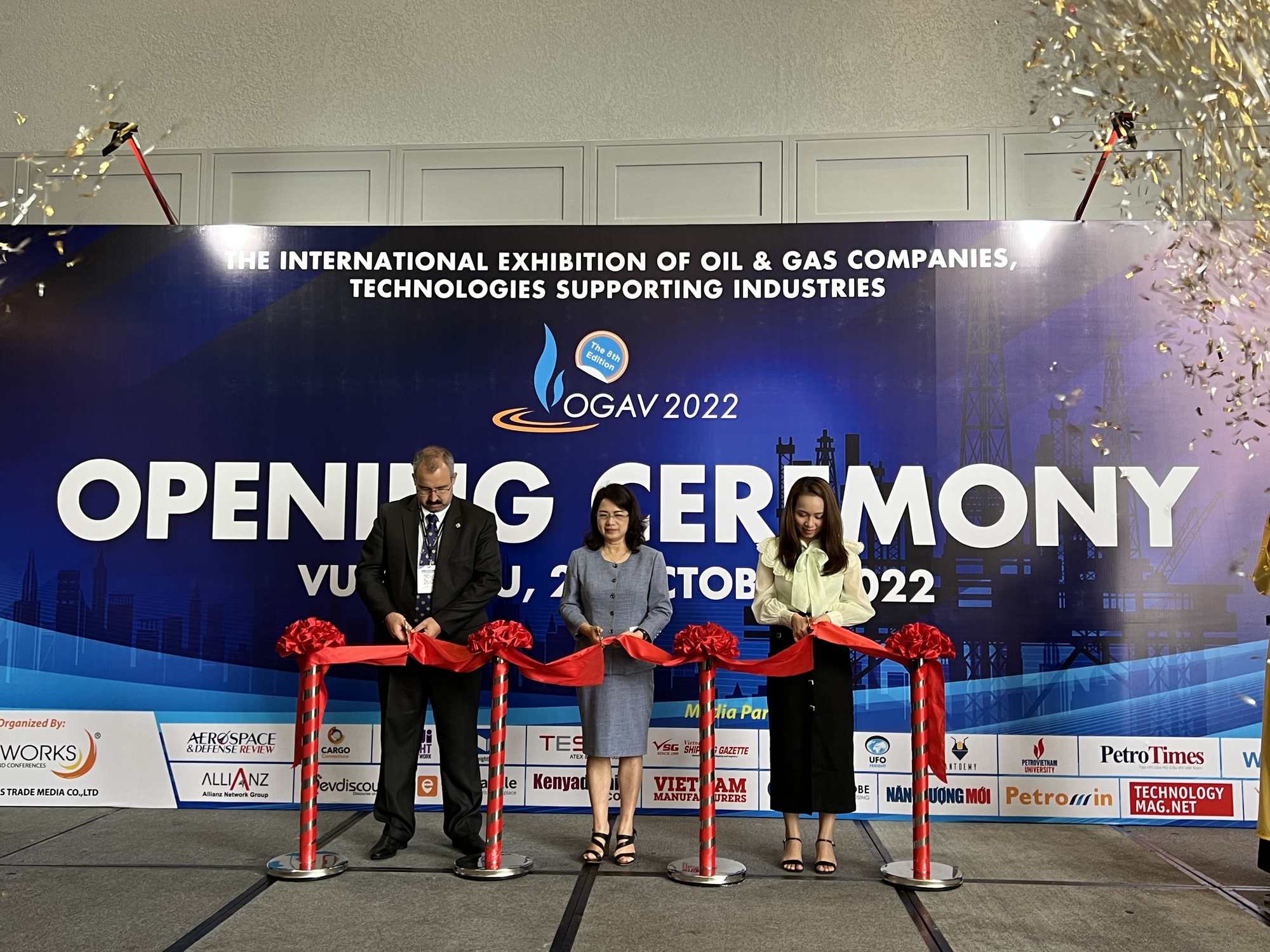 Triển lãm quốc tế máy móc, thiết bị ngành dầu khí Việt Nam 2022 - Ảnh 1.
