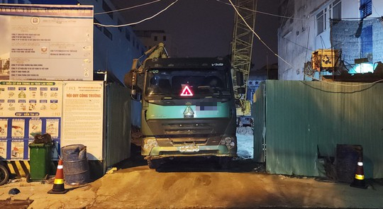 Theo dấu đoàn xe ăn đêm phế thải - Ảnh 2.
