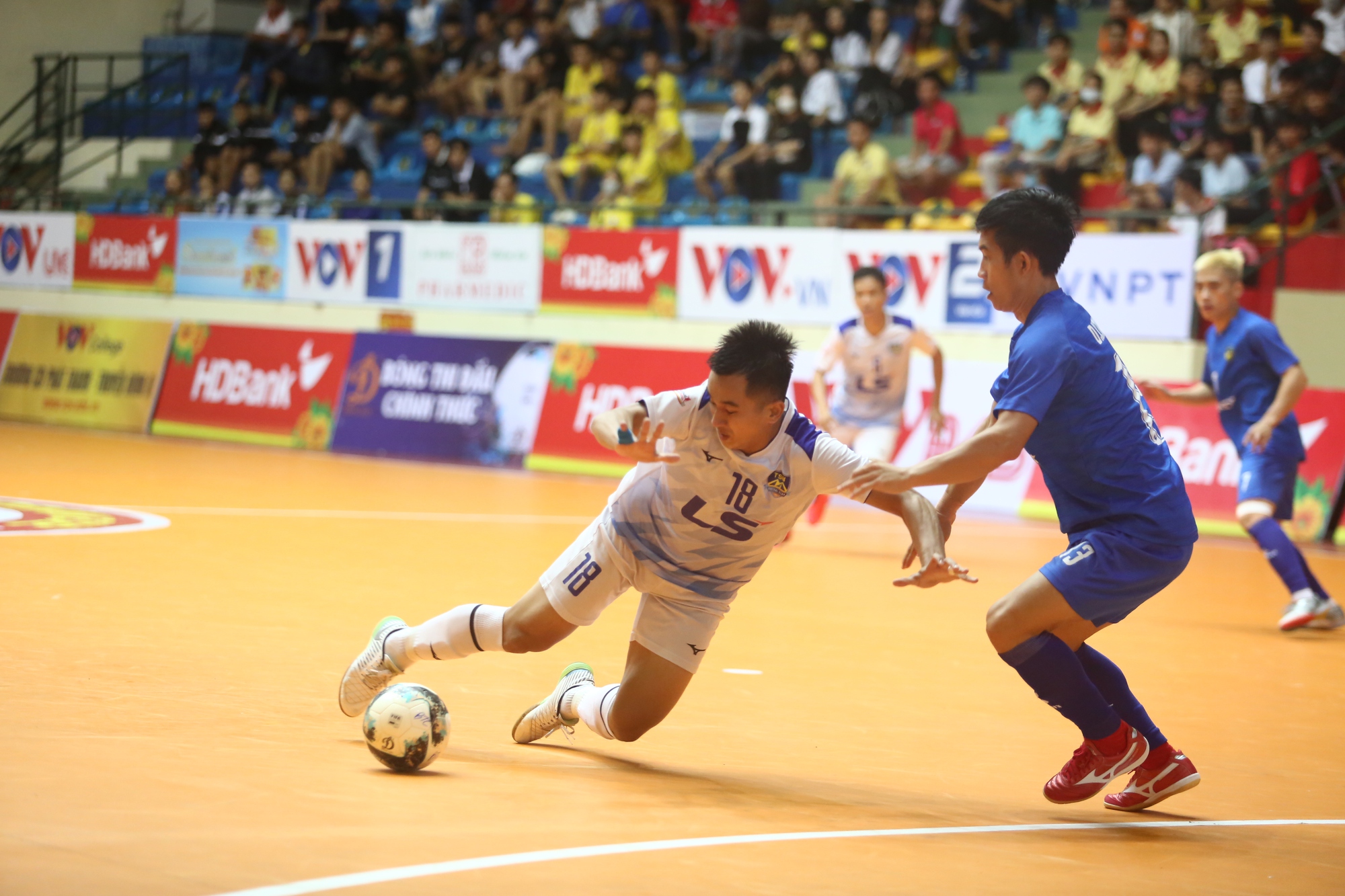 Th&aacute;i Sơn Nam kh&oacute; giữ &ldquo;ng&ocirc;i vương&rdquo; futsal quốc gia 2022 - Ảnh 3.