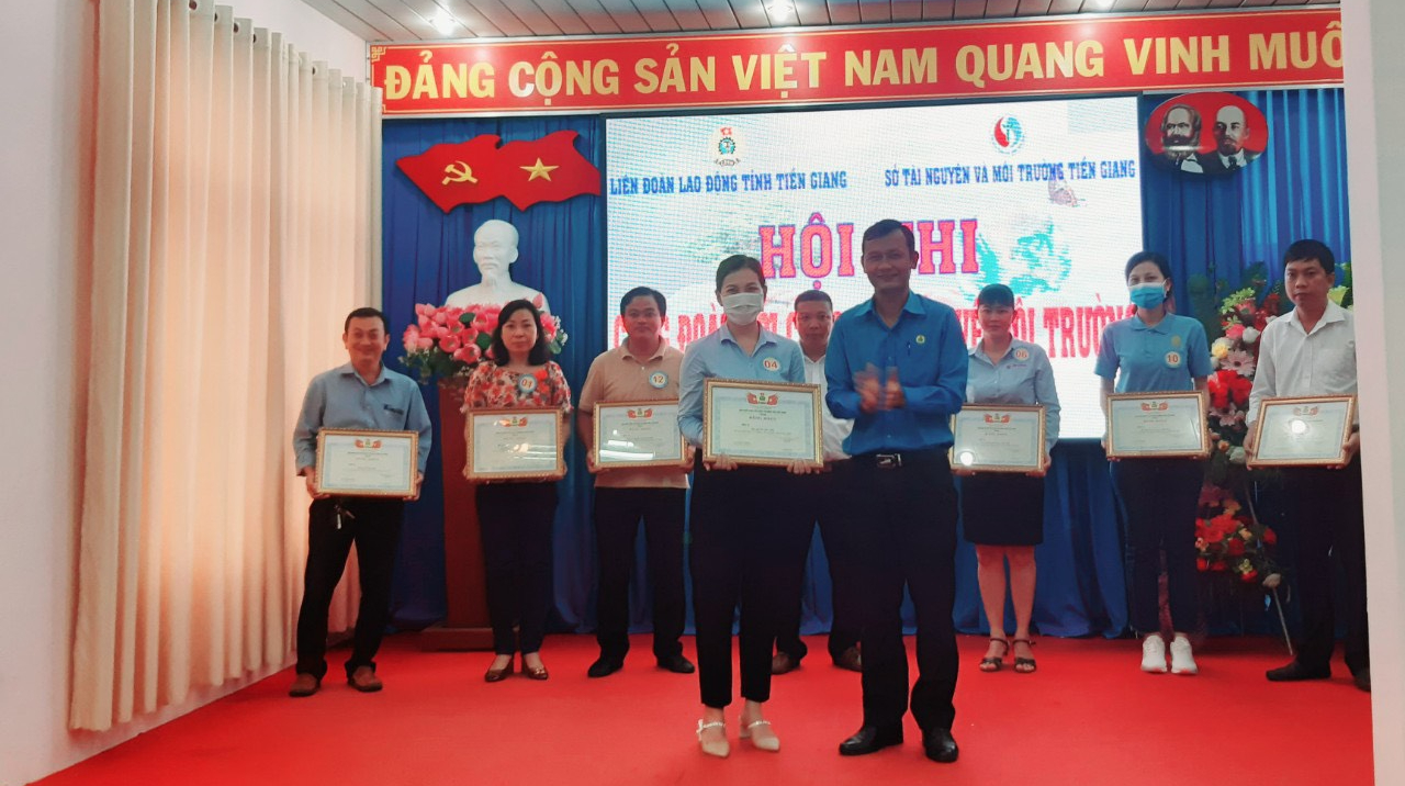 Trao giải hội thi "Công đoàn với công tác bảo vệ môi trường"