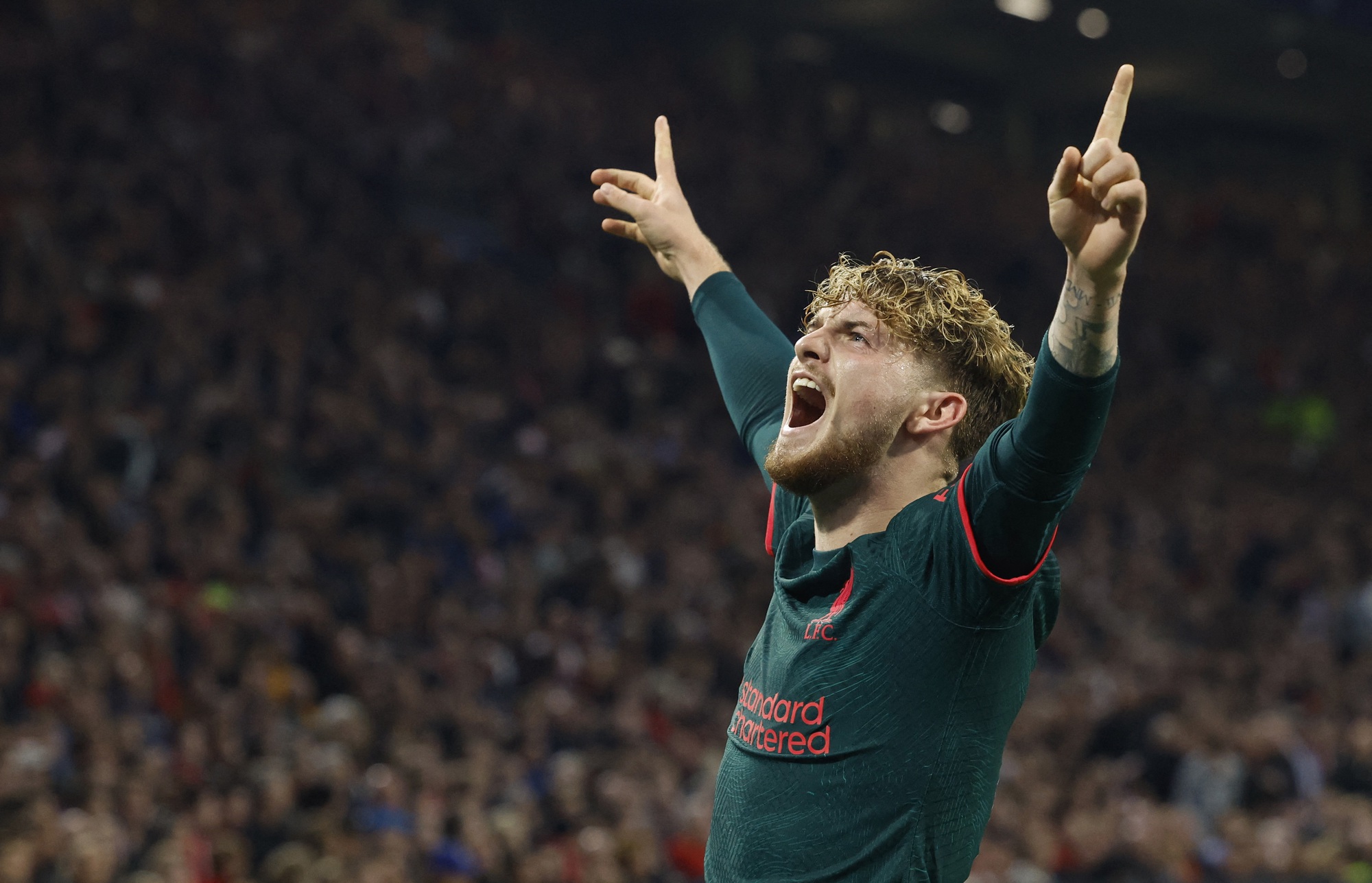 Liverpool bùng nổ ở Amsterdam, Tottenham ôm hận vì VAR - Ảnh 4.