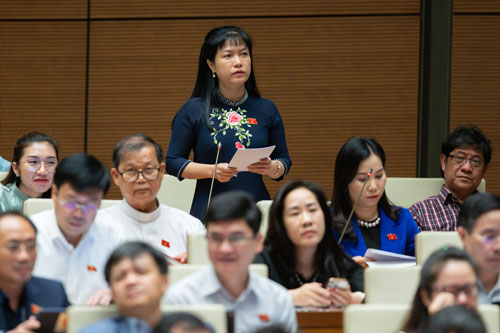 Doanh nghiệp đang khát vốn