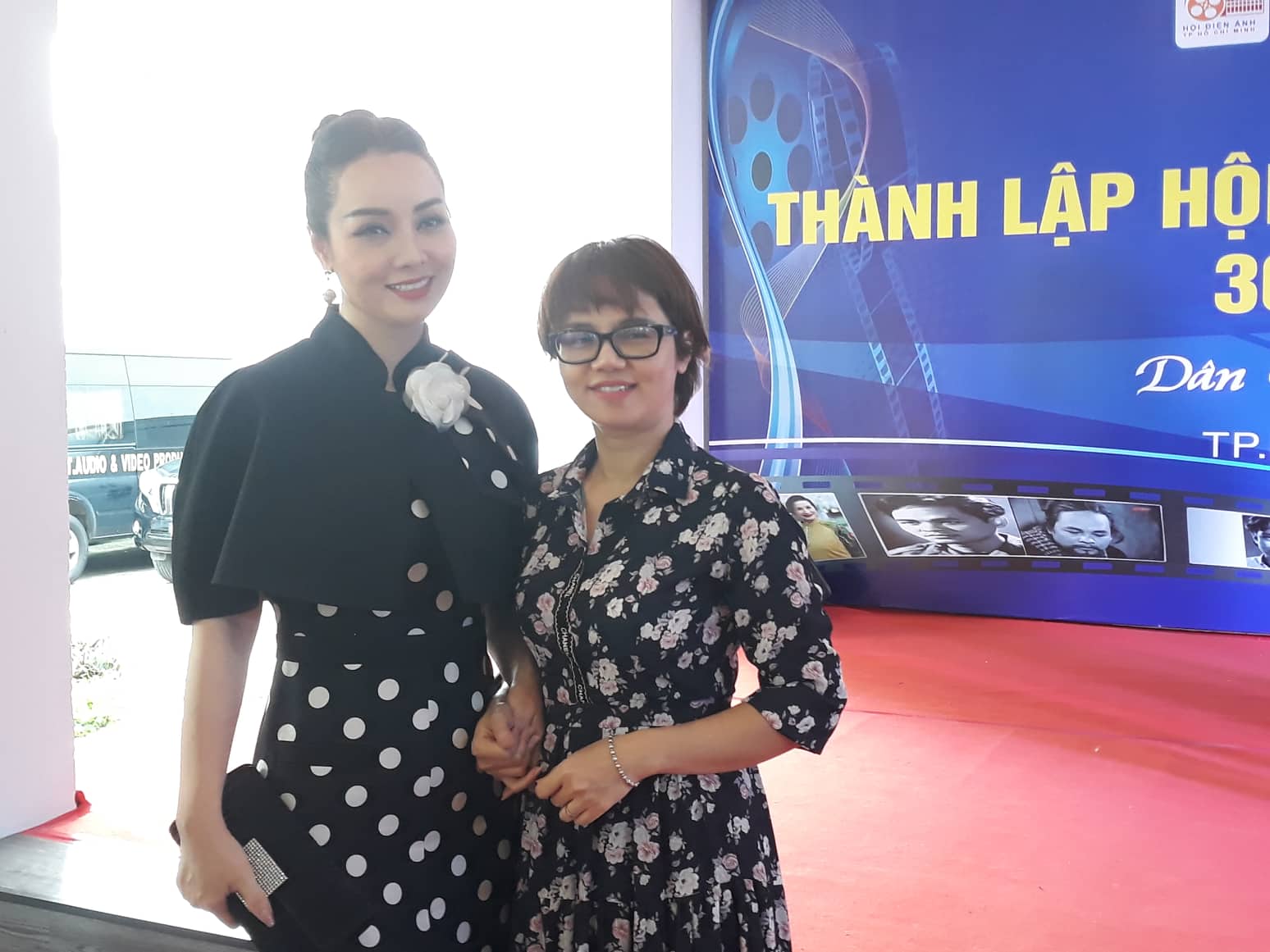NSƯT Hạnh Th&uacute;y, Mai Thu Huyền&hellip; duy&ecirc;n d&aacute;ng tại sự kiện điện ảnh - Ảnh 8.