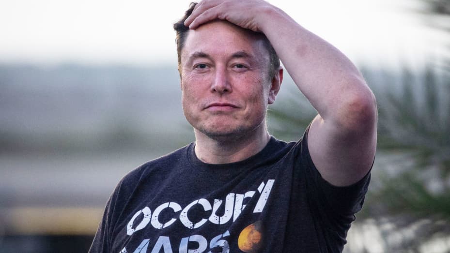 Truyền thông Mỹ: Tỉ phú Elon Musk đã mua Twitter, sa thải loạt giám đốc điều hành