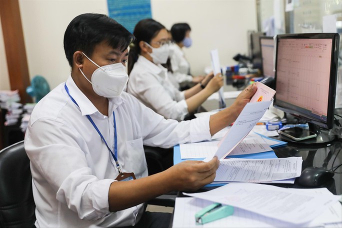 Tăng lương, giảm biên chế