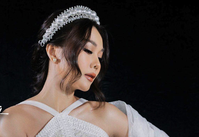 Siêu mẫu Thanh Hằng nhận lời làm vedette cho nhà thiết kế Hà Duy