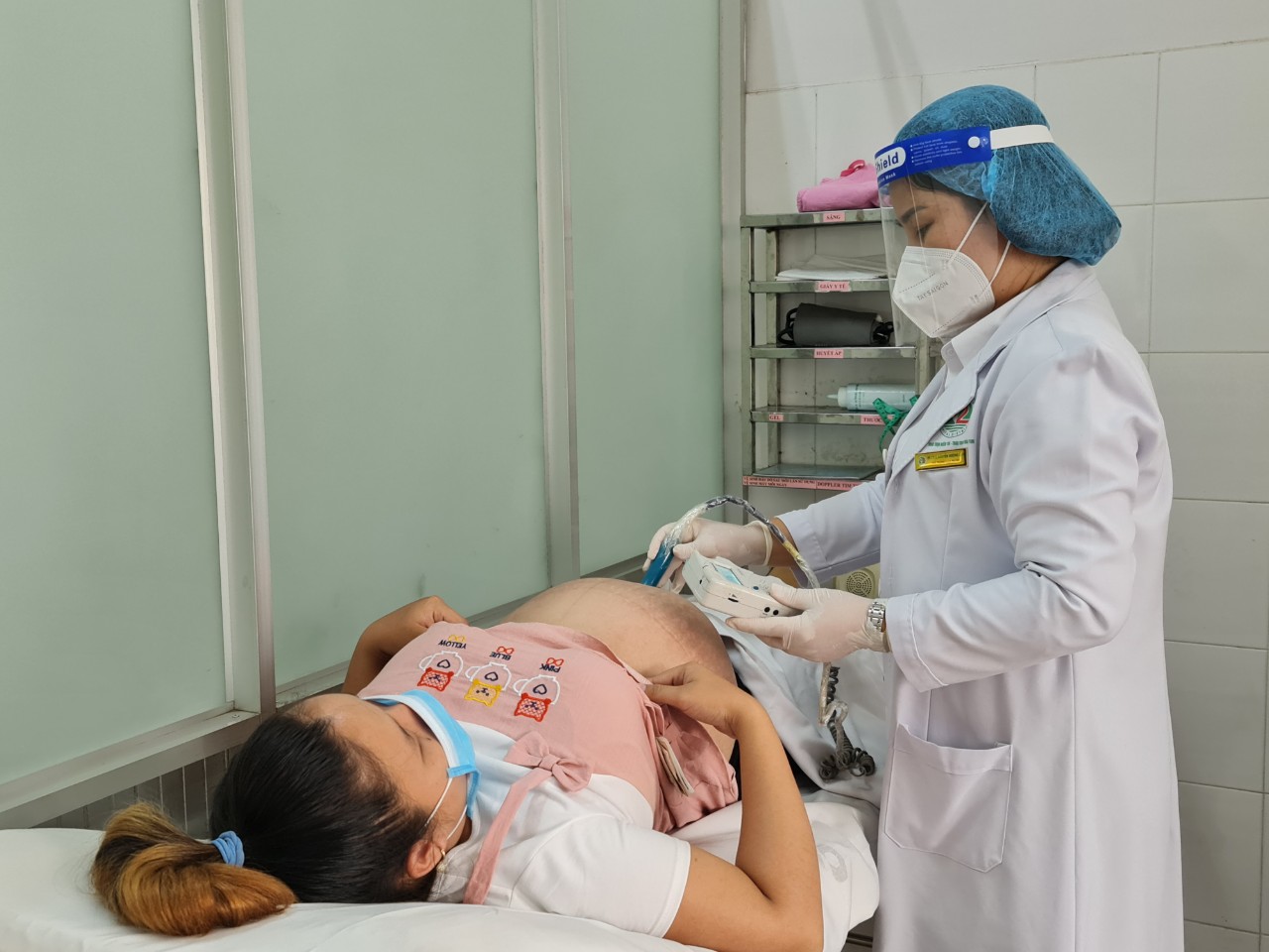 Cảnh báo nóng đến phụ nữ trầm cảm và lo lắng khi mang thai - Ảnh 1.