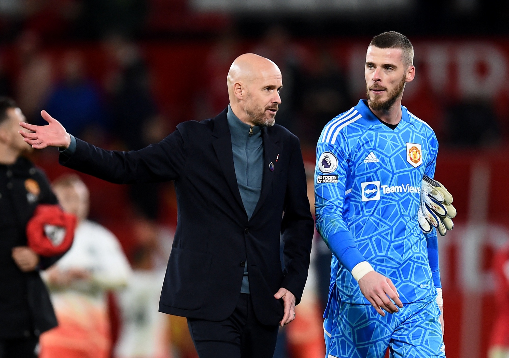 Man United rao bán 13 ngôi sao
