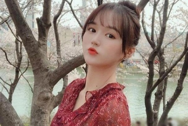 Những người nổi tiếng thiệt mạng trong vụ giẫm đạp Itaewon - Ảnh 4.