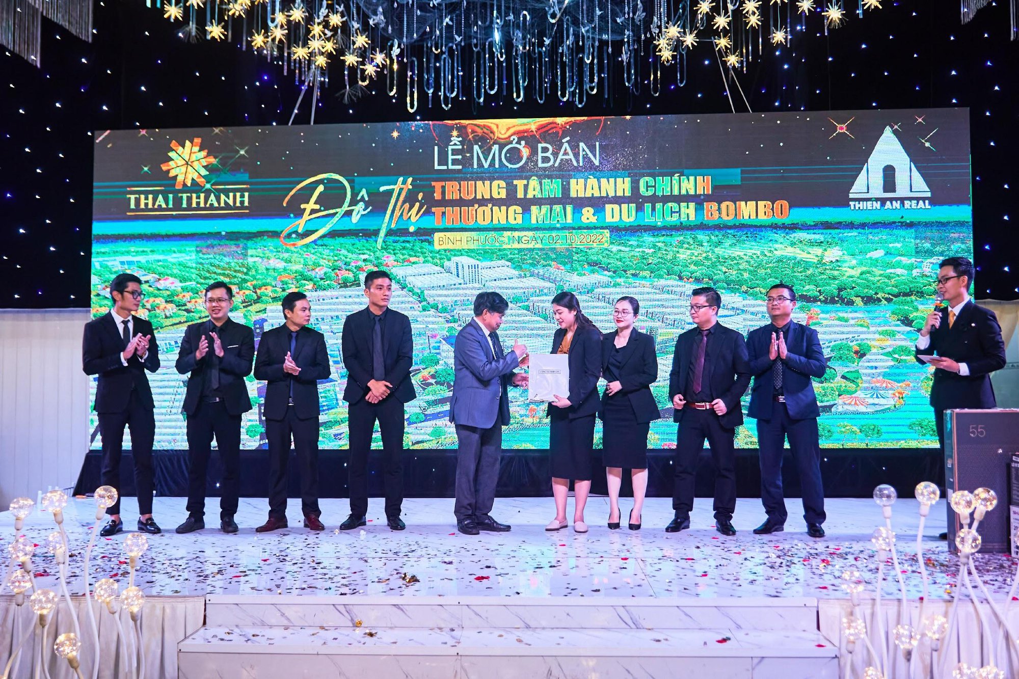 Lễ mở bán Đô thị trung tâm hành chính -du lịch Thái Thành - Bom Bo - Ảnh 2.