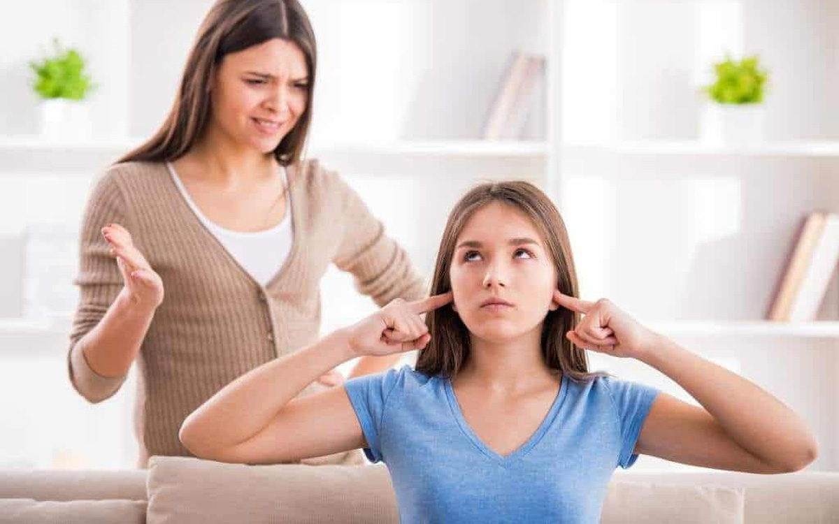 Đừng tự quyết định chuyện của con!