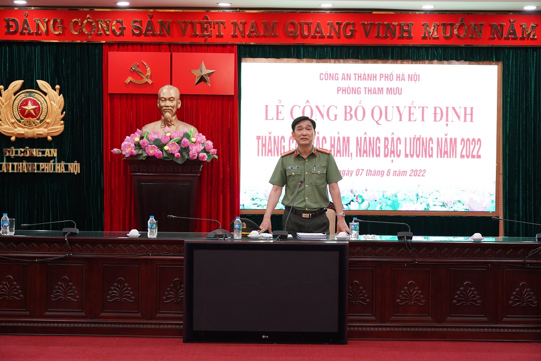 Đại t&aacute; Trần Đ&igrave;nh Nghĩa được bổ nhiệm Trưởng ph&ograve;ng CSGT TP H&agrave; Nội - Ảnh 2.
