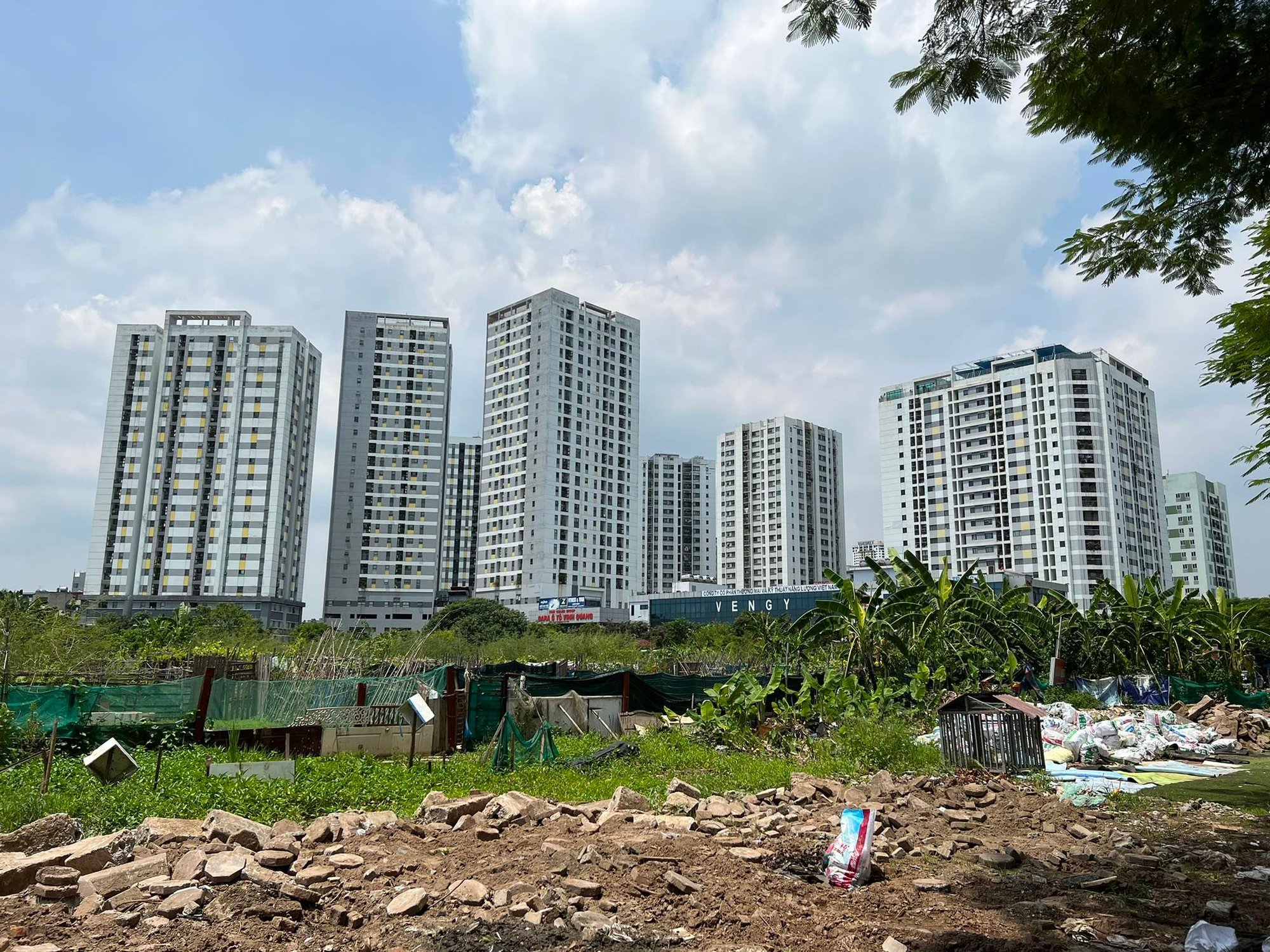 Chủ tịch Hà Nội "đòi" nhiều ô đất của Công ty HUD để xây trường