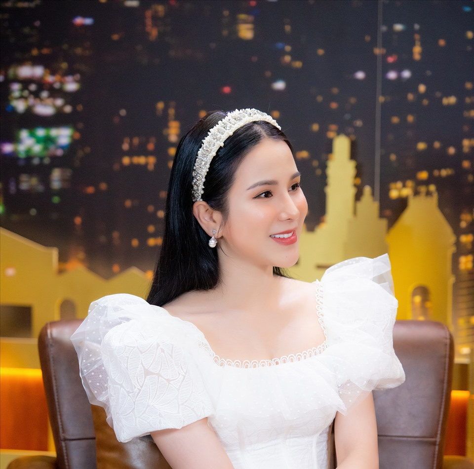 Diệp Lâm Anh "không thở nổi" khi đối mặt với tiểu tam
