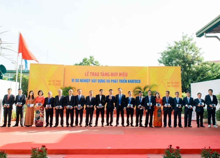 Khatoco 39 năm: Đo&agrave;n kết vượt qua thử th&aacute;ch, hướng đến tương lai - Ảnh 4.
