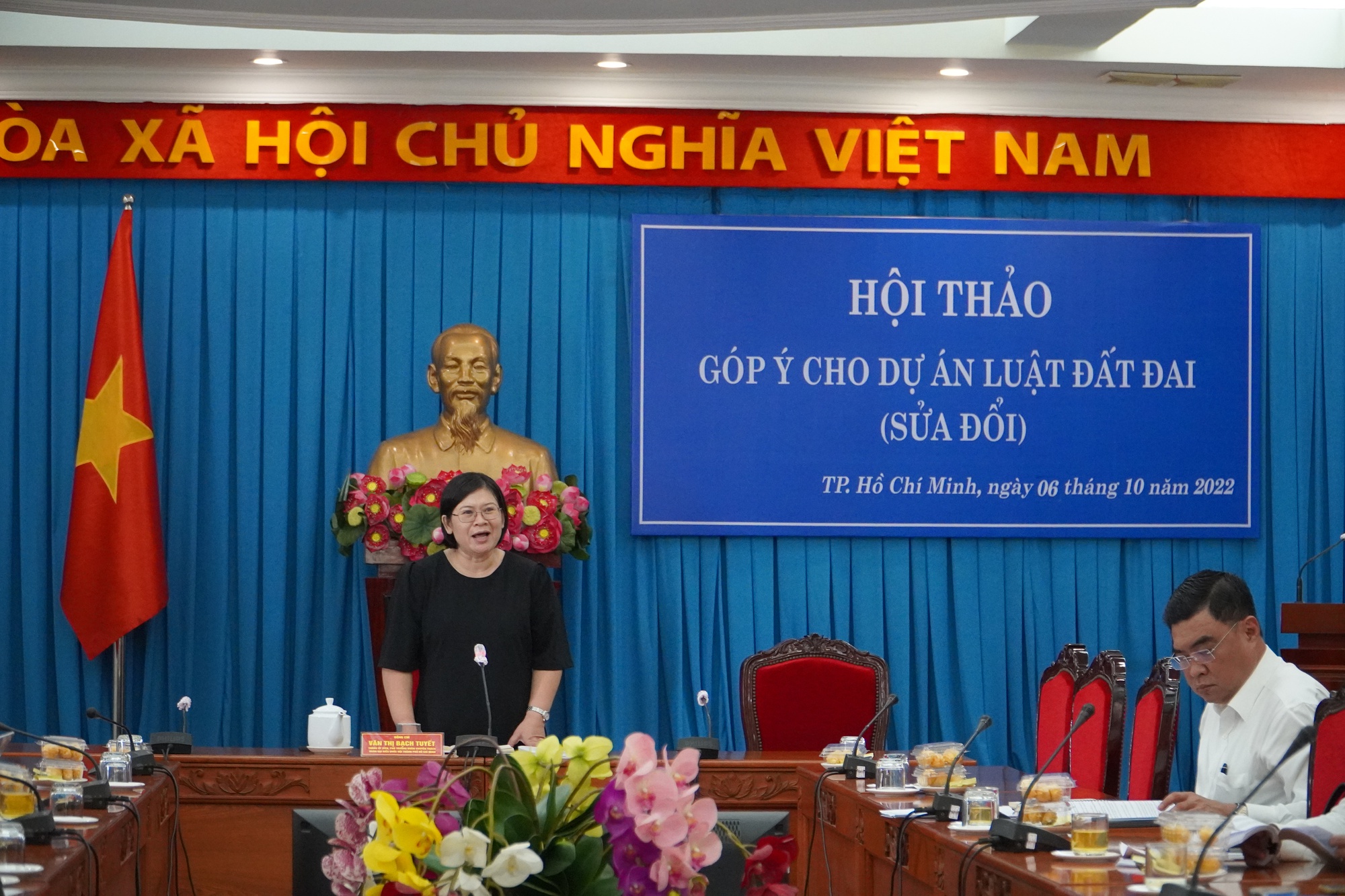 Đề xuất cho thu&ecirc;, thu&ecirc; mua nh&agrave; ở x&atilde; hội để phục vụ t&aacute;i định cư - Ảnh 1.