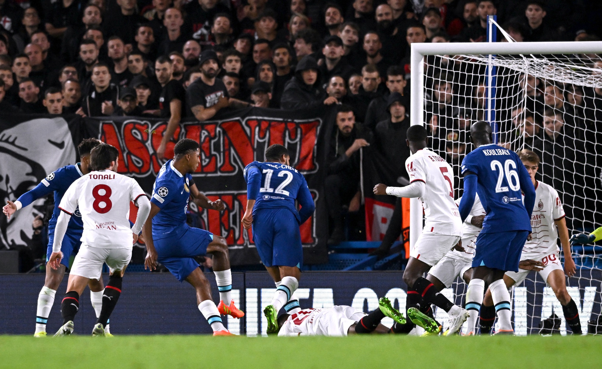 Quái thú Haaland lập công, Man City đại thắng Copenhagen - Ảnh 6.