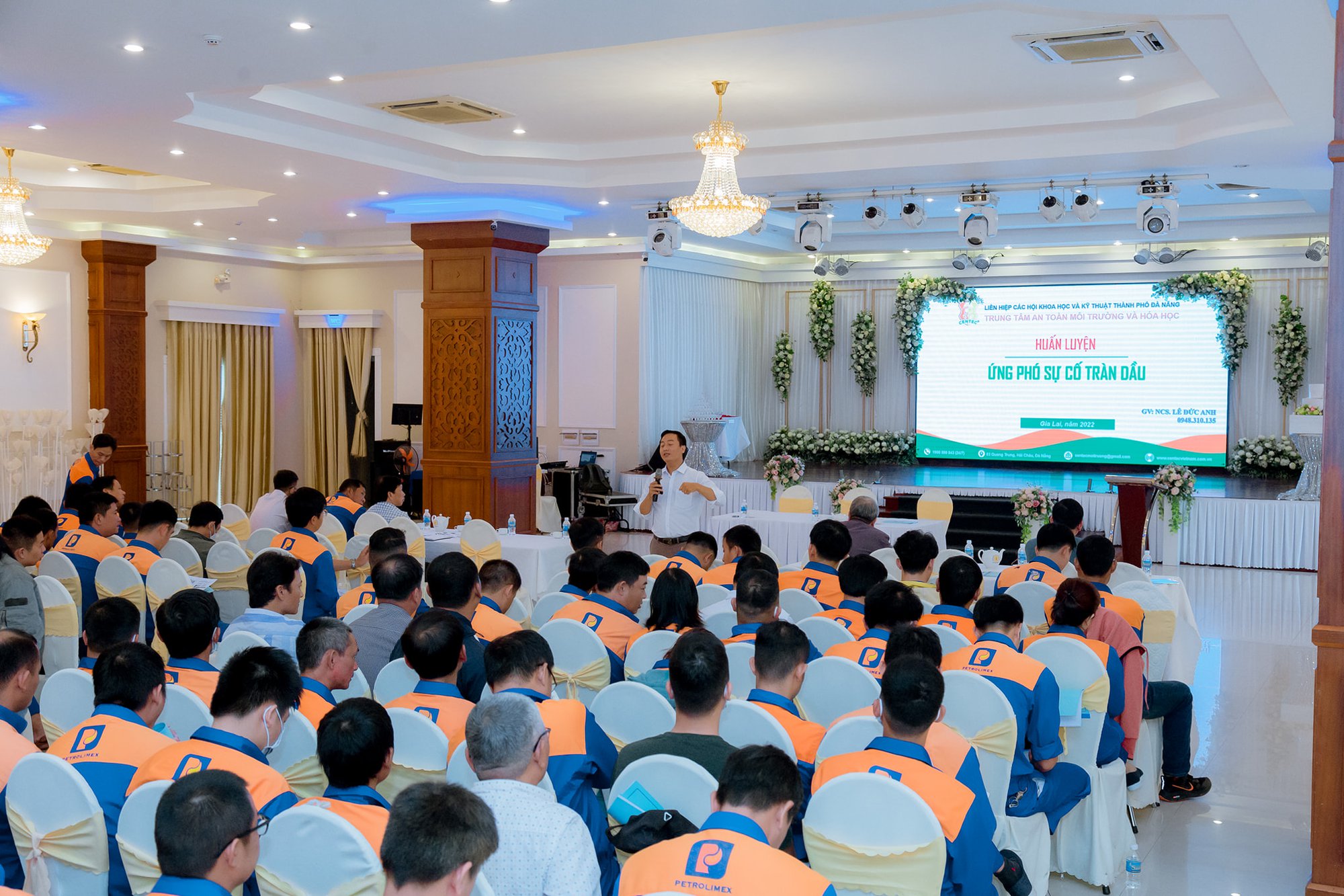 Nâng cao kỹ năng ứng phó sự cố môi trường, đảm bảo an toàn cho người lao động - Ảnh 2.