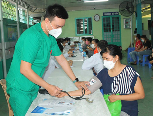 Hết lòng chăm lo đoàn viên - lao động
