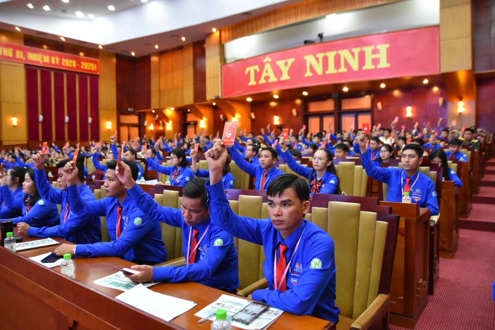 5.000 l&aacute; cờ Tổ quốc đến với tuổi trẻ T&acirc;y Ninh trong ng&agrave;y hội lớn - Ảnh 1.